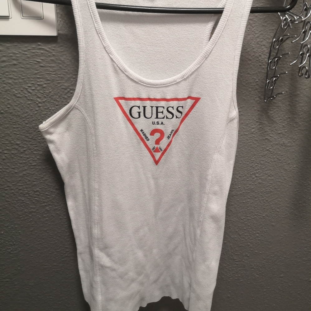 Guess tank